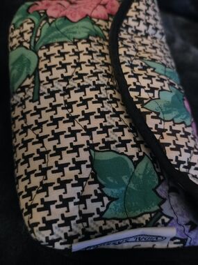 4/$67 Deal! Vintage Vidal Sassoon Quilted Cosmetic Bag